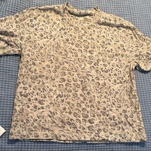 Hollister Black and Gray Patterned Crop Top